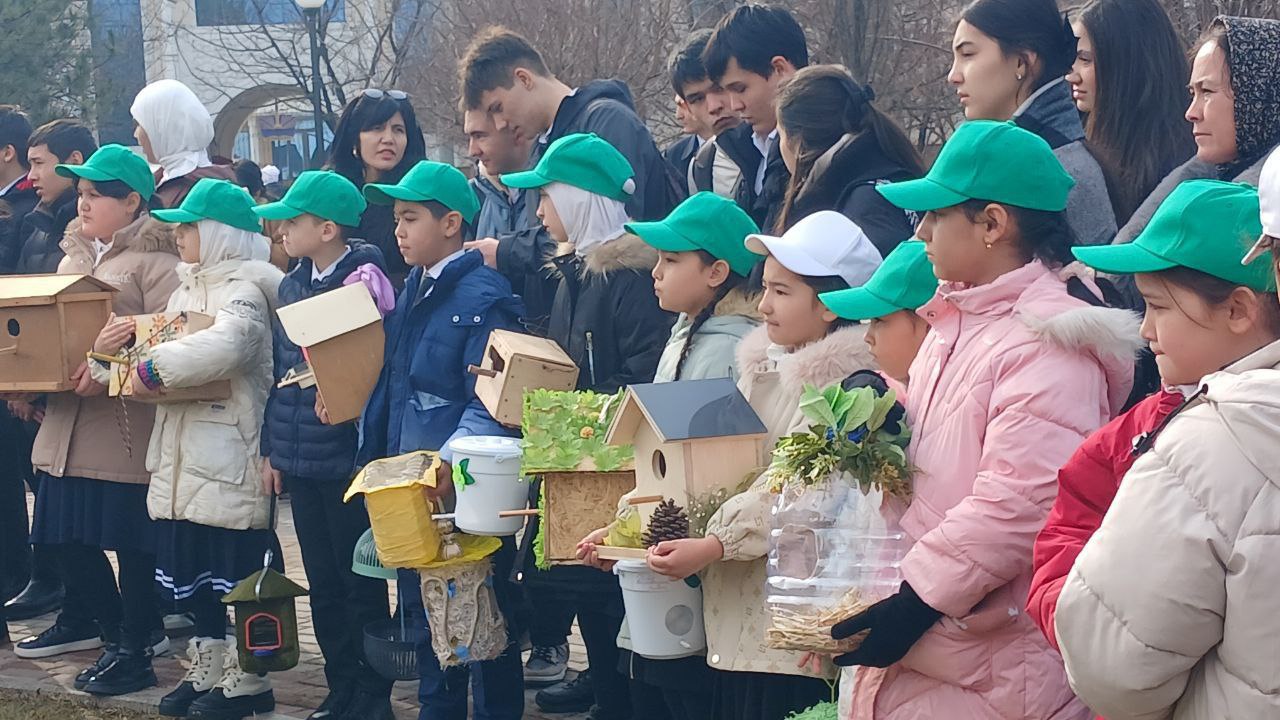 Toshkent arxitektura-qurilish universiteti talabalari “Qishda qushlarga ko‘mak” ekologik aksiyasida faol ishtirok etdilar